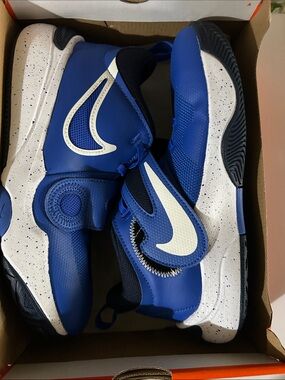Nike Youth Team Hustle D 11 Basketball Shoes - Royal Blue/White/Obsidian
